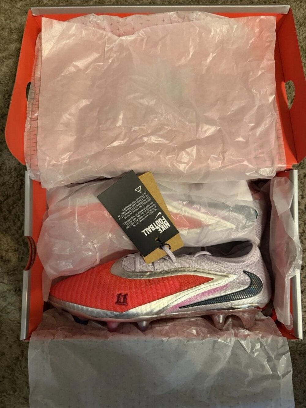 Nike Phantom 6 Low Elite "Alexia Putellas." SIZE 11.5 mens